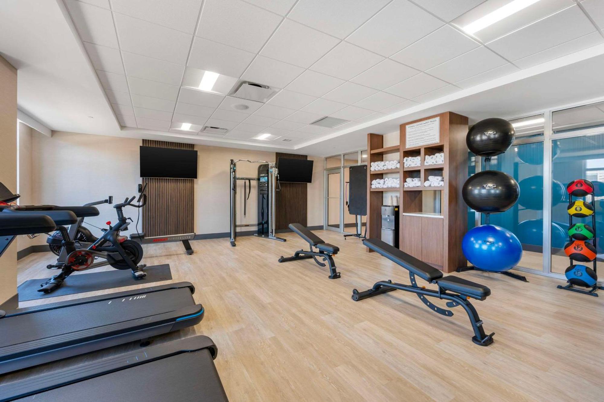 Cambria Hotel Nashville Midtown Екстериор снимка